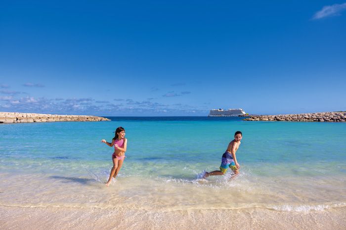 Shore excursions and activities on Norwegian Spirit